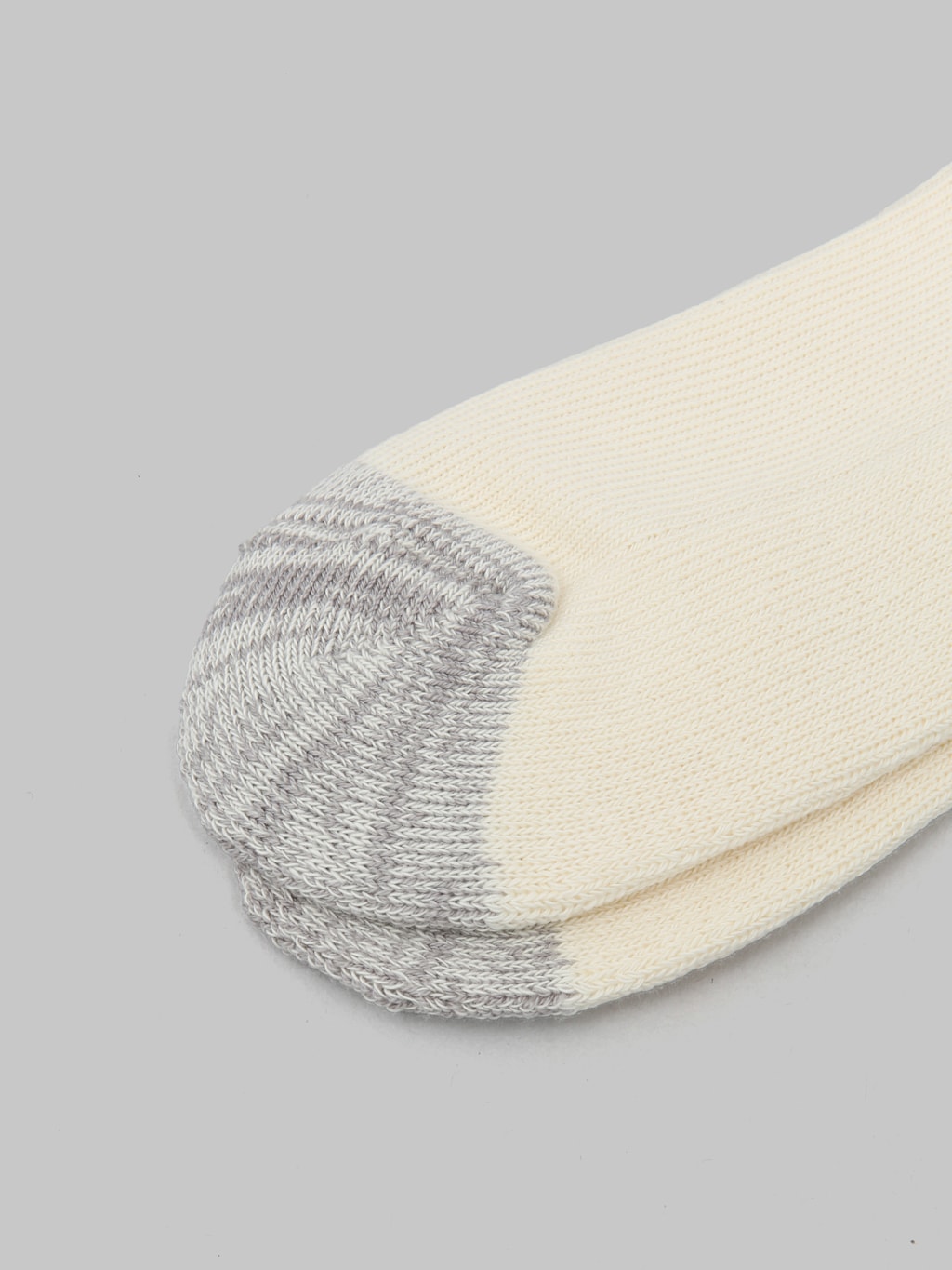 rototo coarse ribbed oldschool crew socks dark green toe