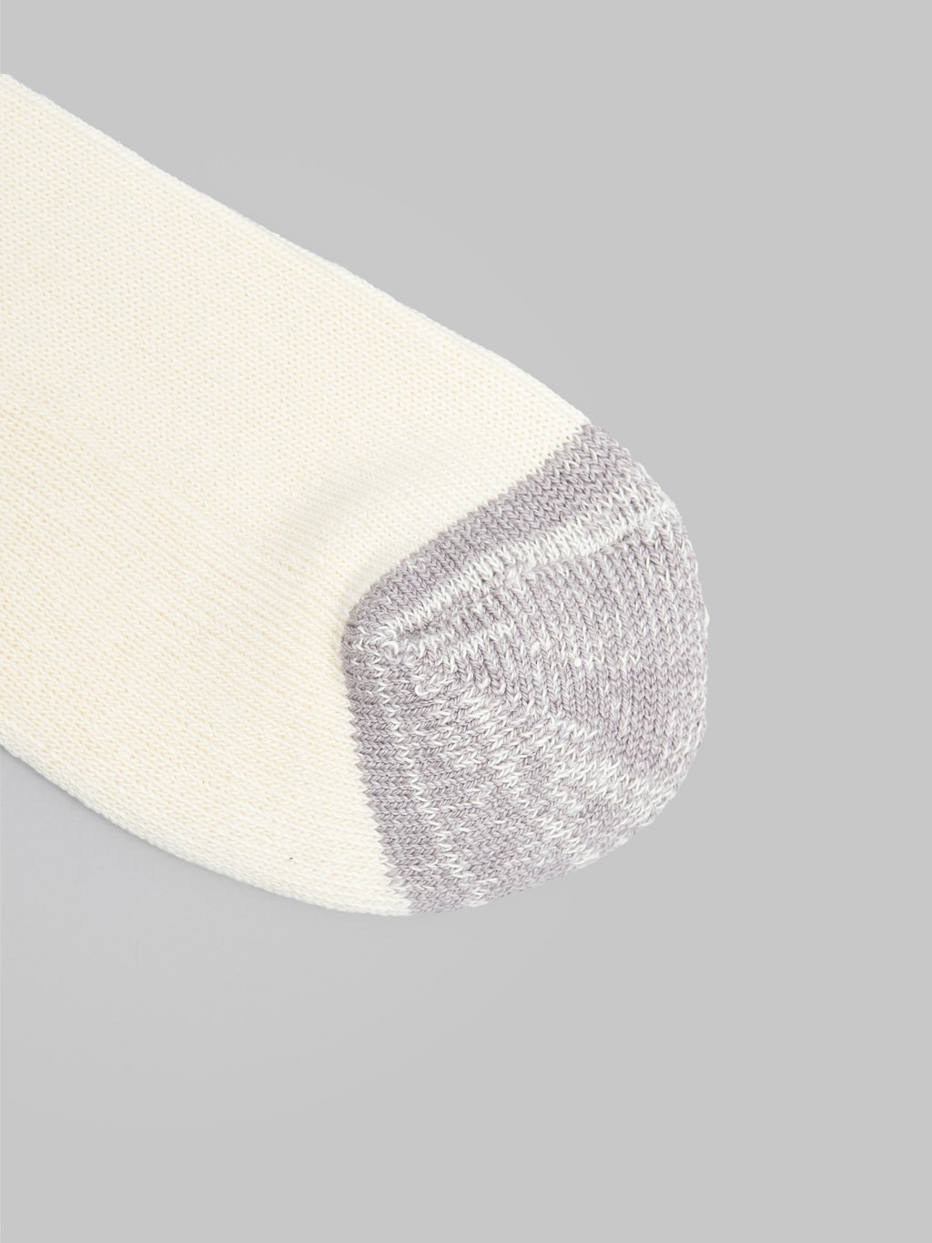 rototo coarse ribbed oldschool crew socks yellow purple toe