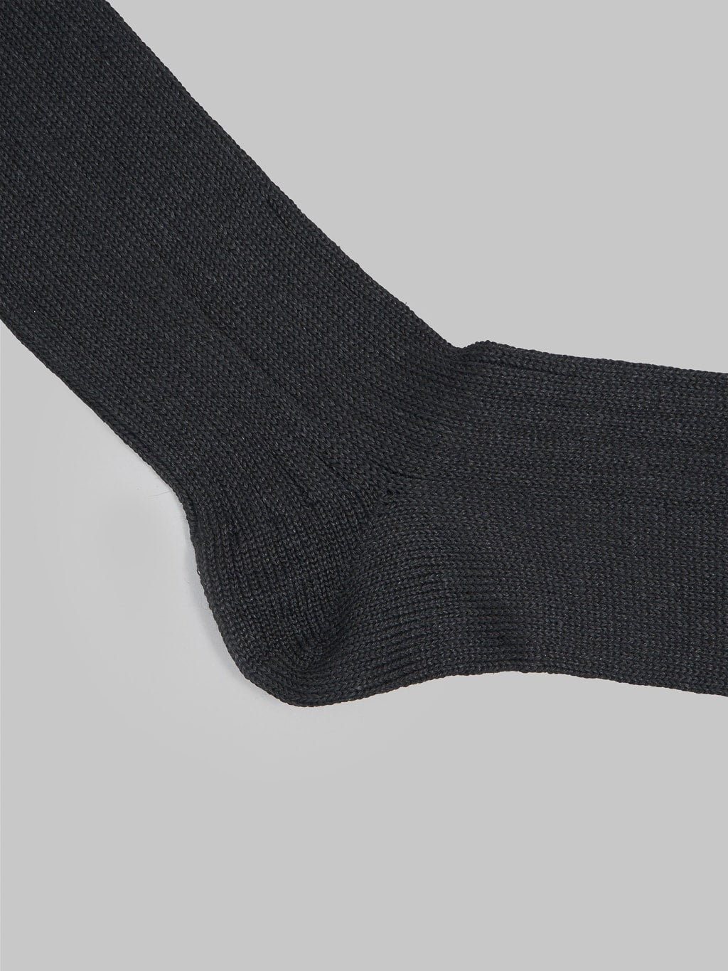 rototo linen cotton ribbed crew socks black heel