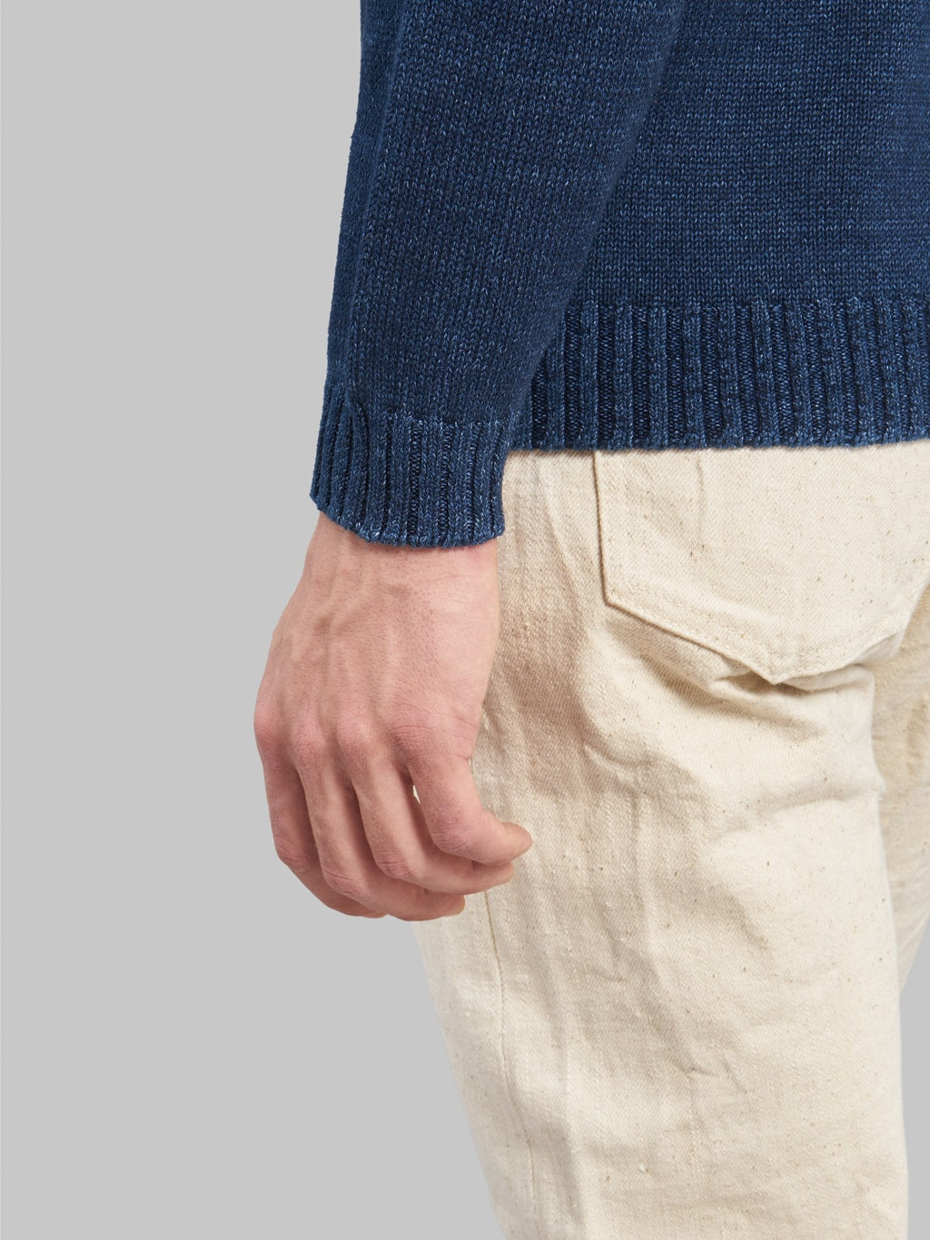 seuvas cotton raglan sweater indigo cuff