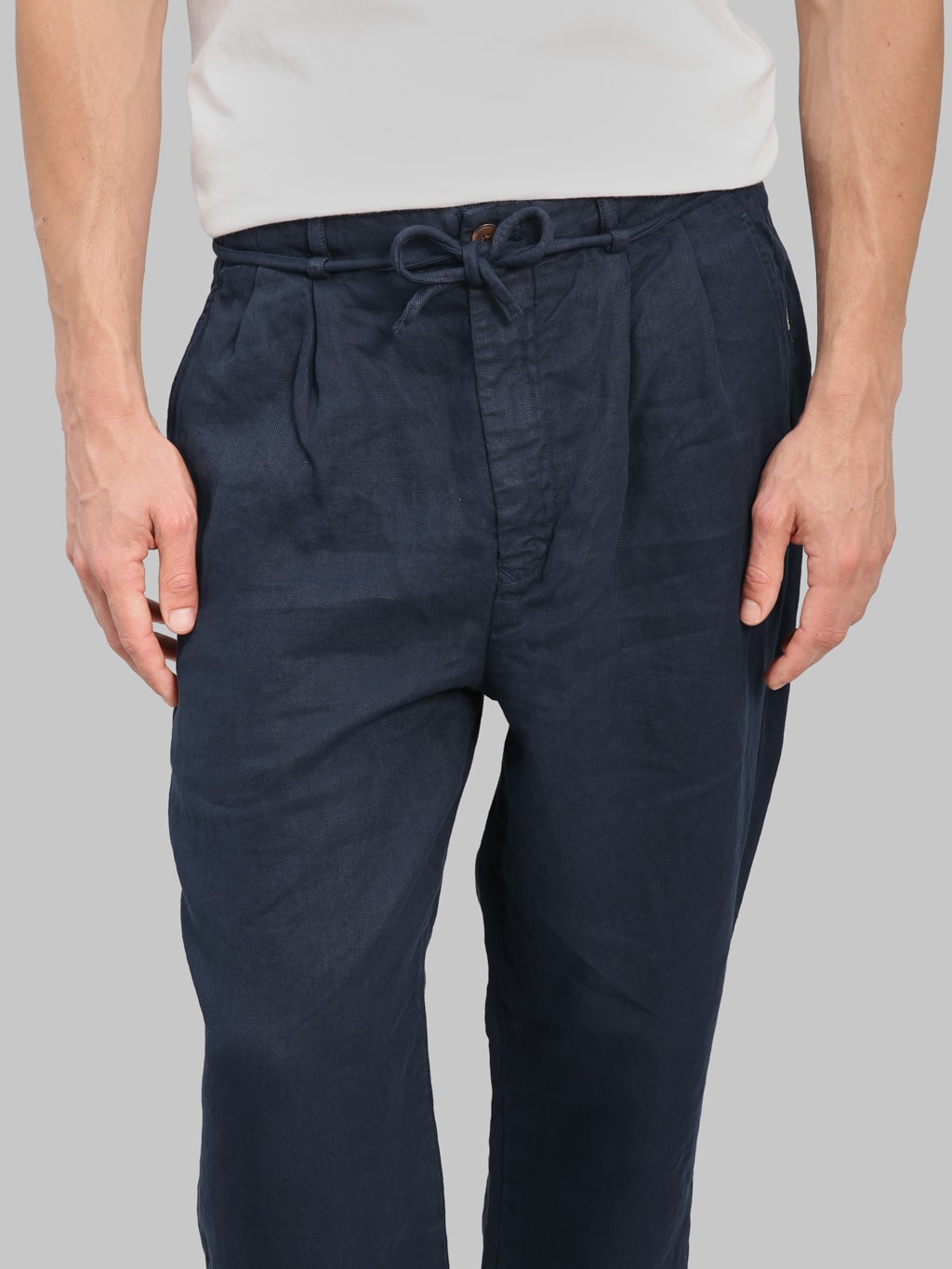 Seuvas Linen Tapered 2 Tuck Pants Navy waist