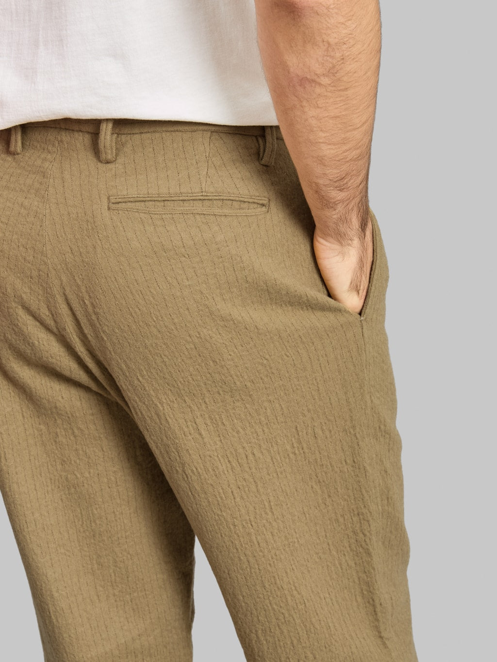 Seuvas C/W Tapered 2-Tuck Trousers Khaki