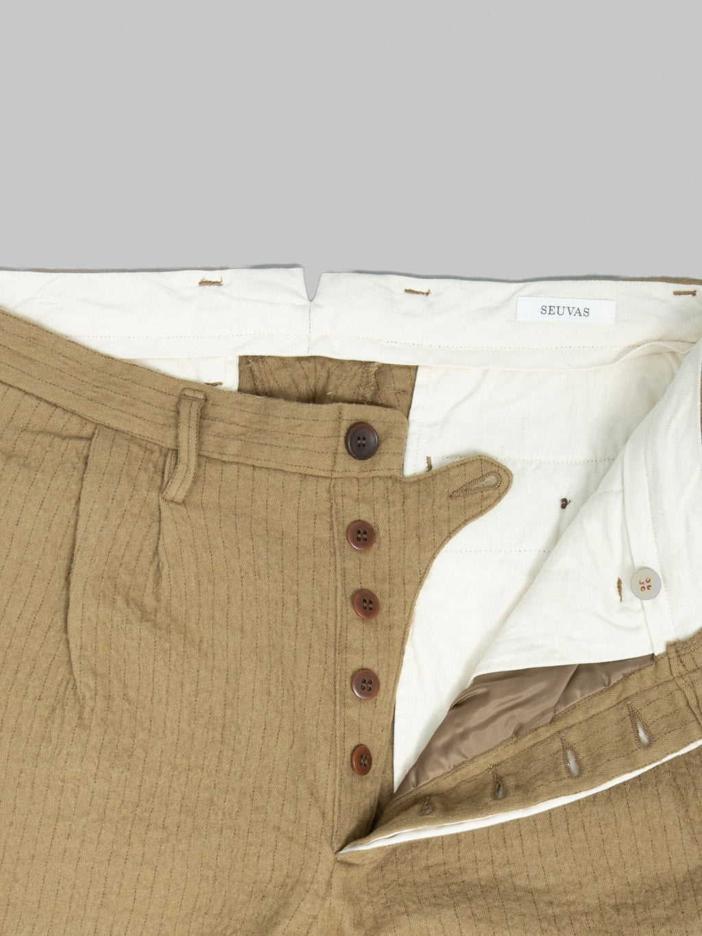 Seuvas C/W Tapered 2-Tuck Trousers Khaki