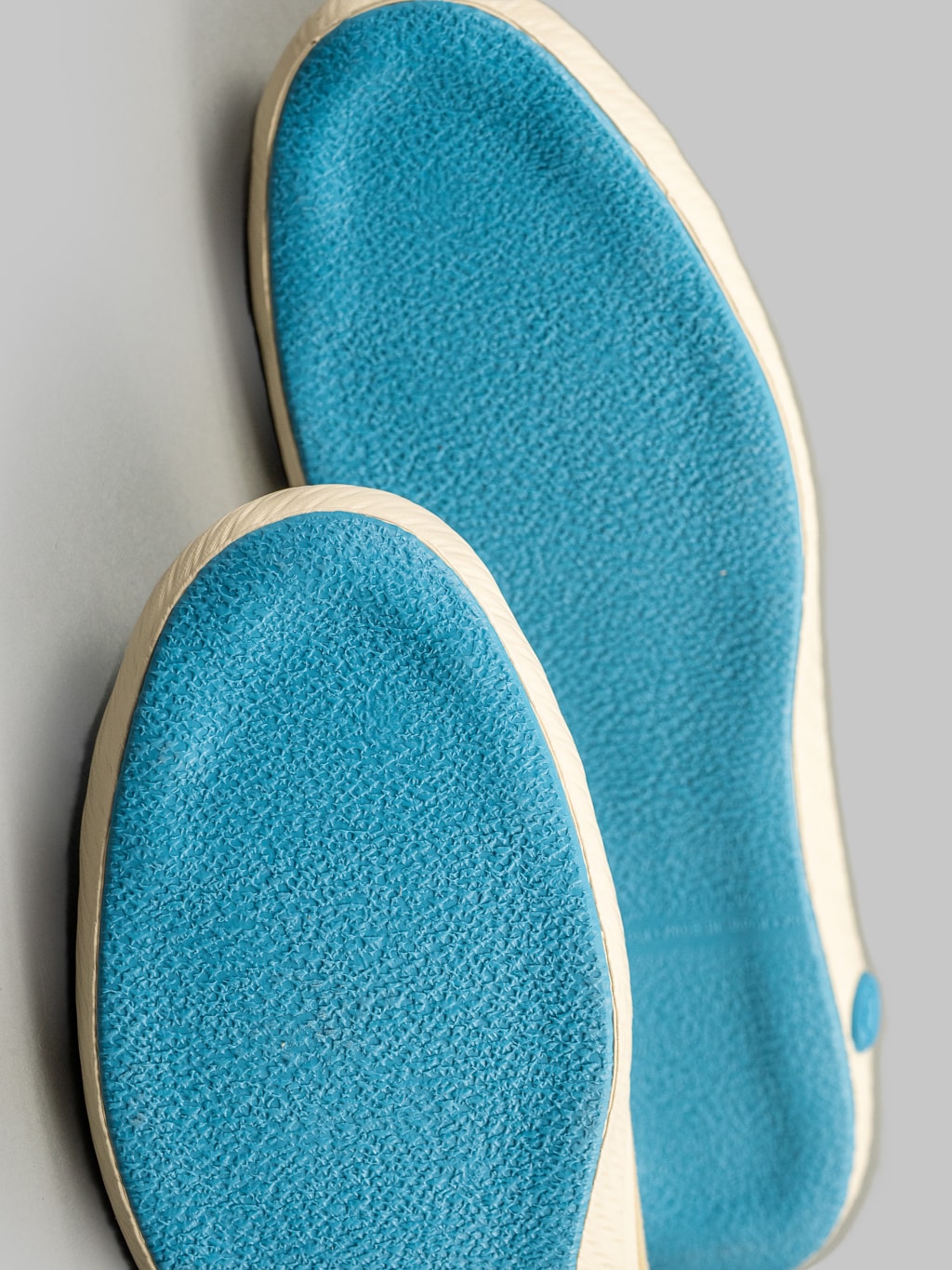 Shoes like pottery low beige sneakers rubber sole