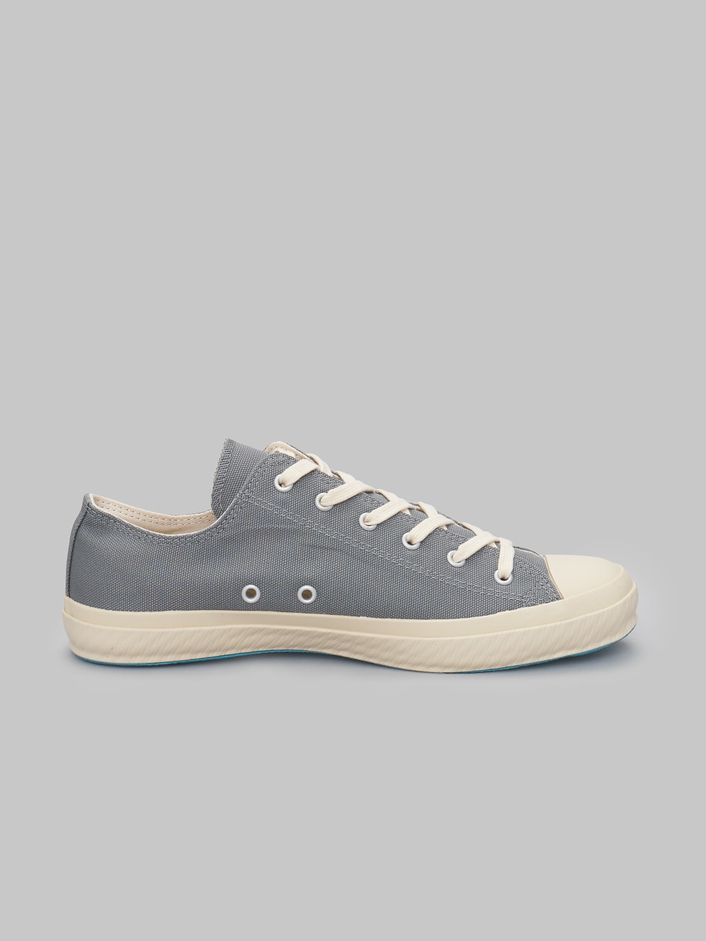 Shoes like pottery low grey sneakers ventilation side holes