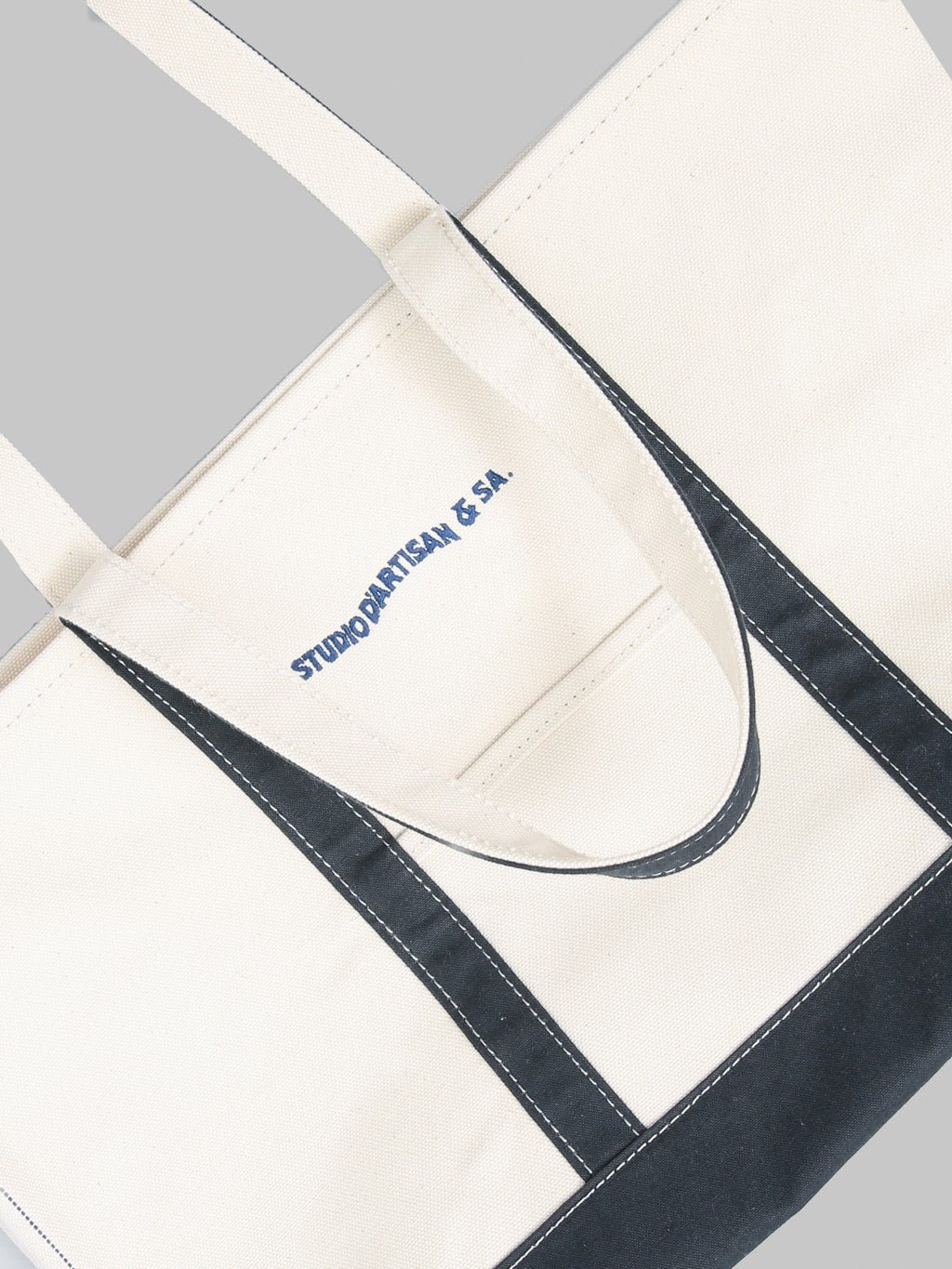 Studio D'Artisan 7575 25oz Canvas Tote Bag Ivory Navy