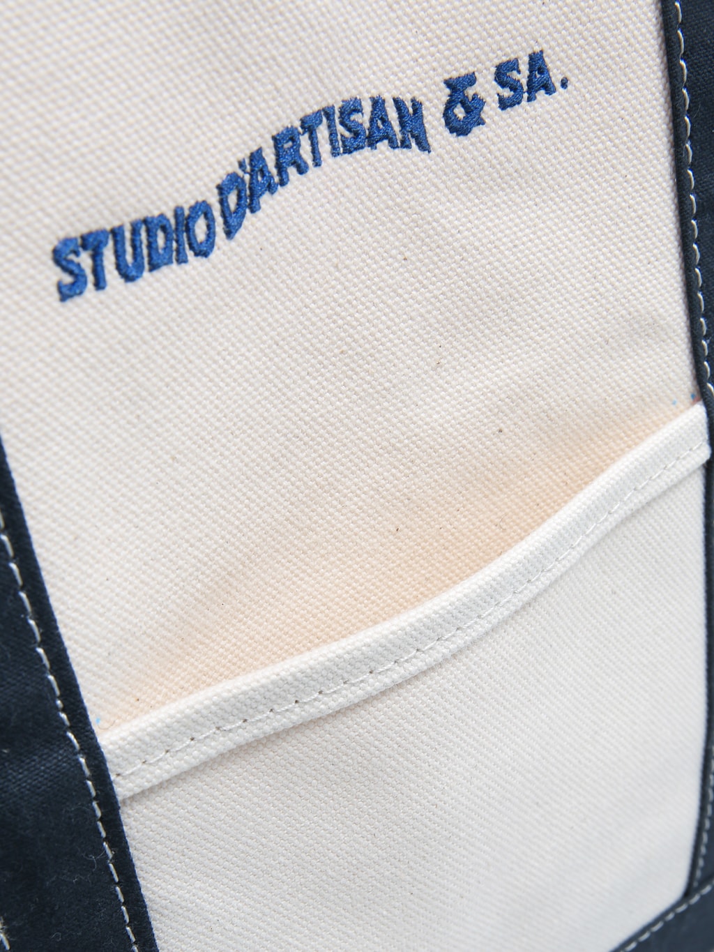 Studio D'Artisan 7575 25oz Canvas Tote Bag Ivory Navy