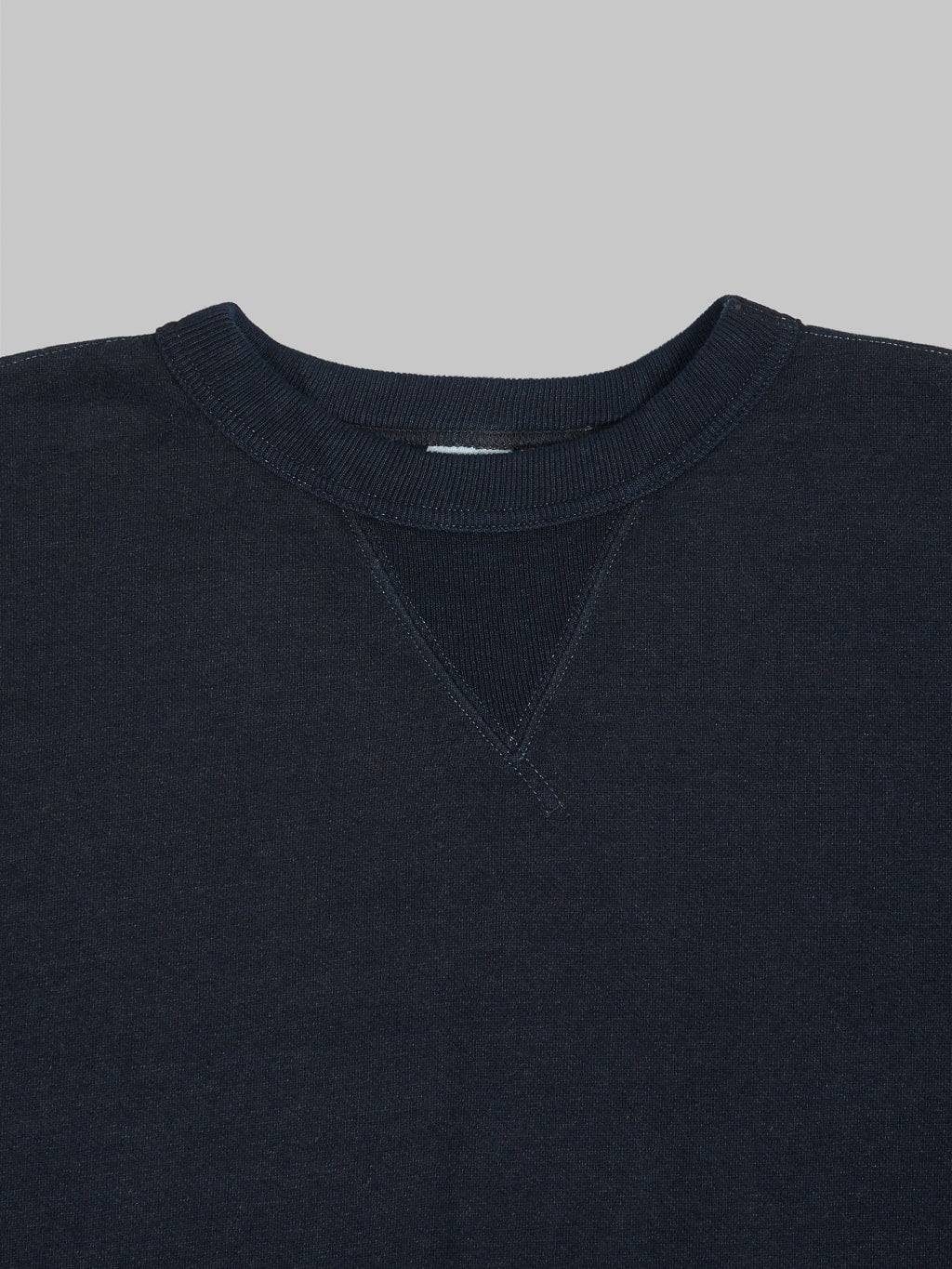 studio dartisan aishibu dyed indigo sweatshirt closeup