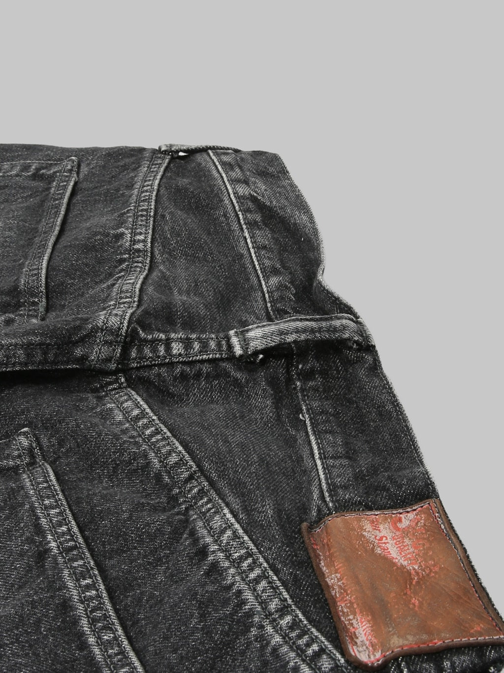 Sugar Cane 1947 Model Hard Wash Straight Black Jeans belt loop