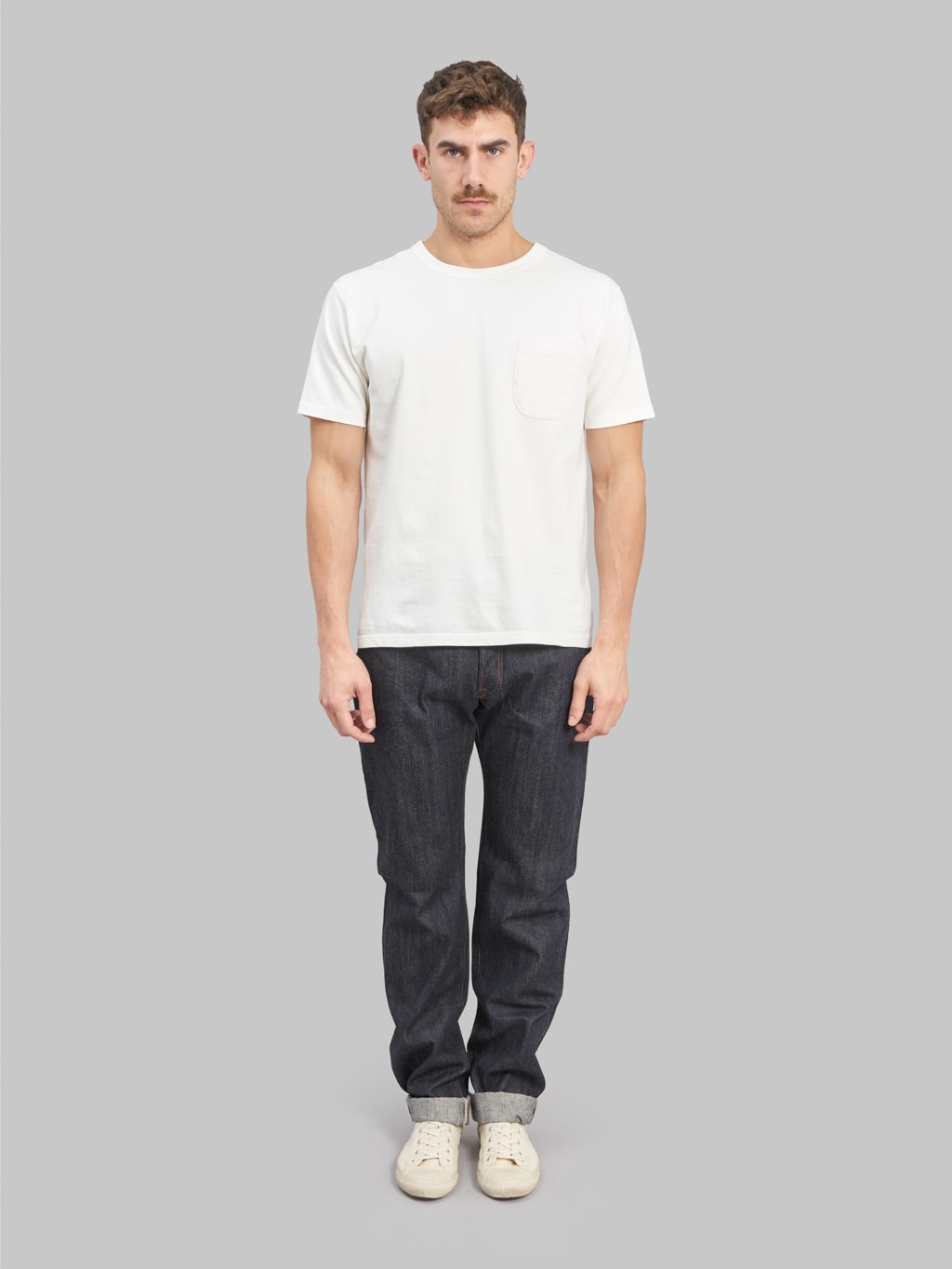 the flat head 3009 straight tapered jeans style