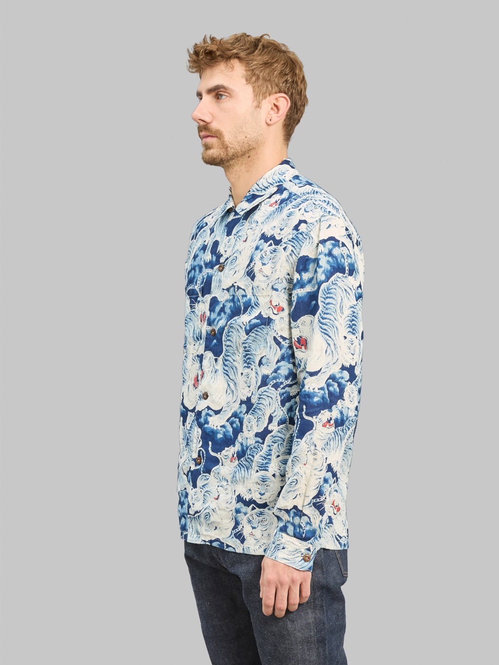 The Flat Head Hyaku Tora Hundred Tigers Linen Shirt Blue side fit