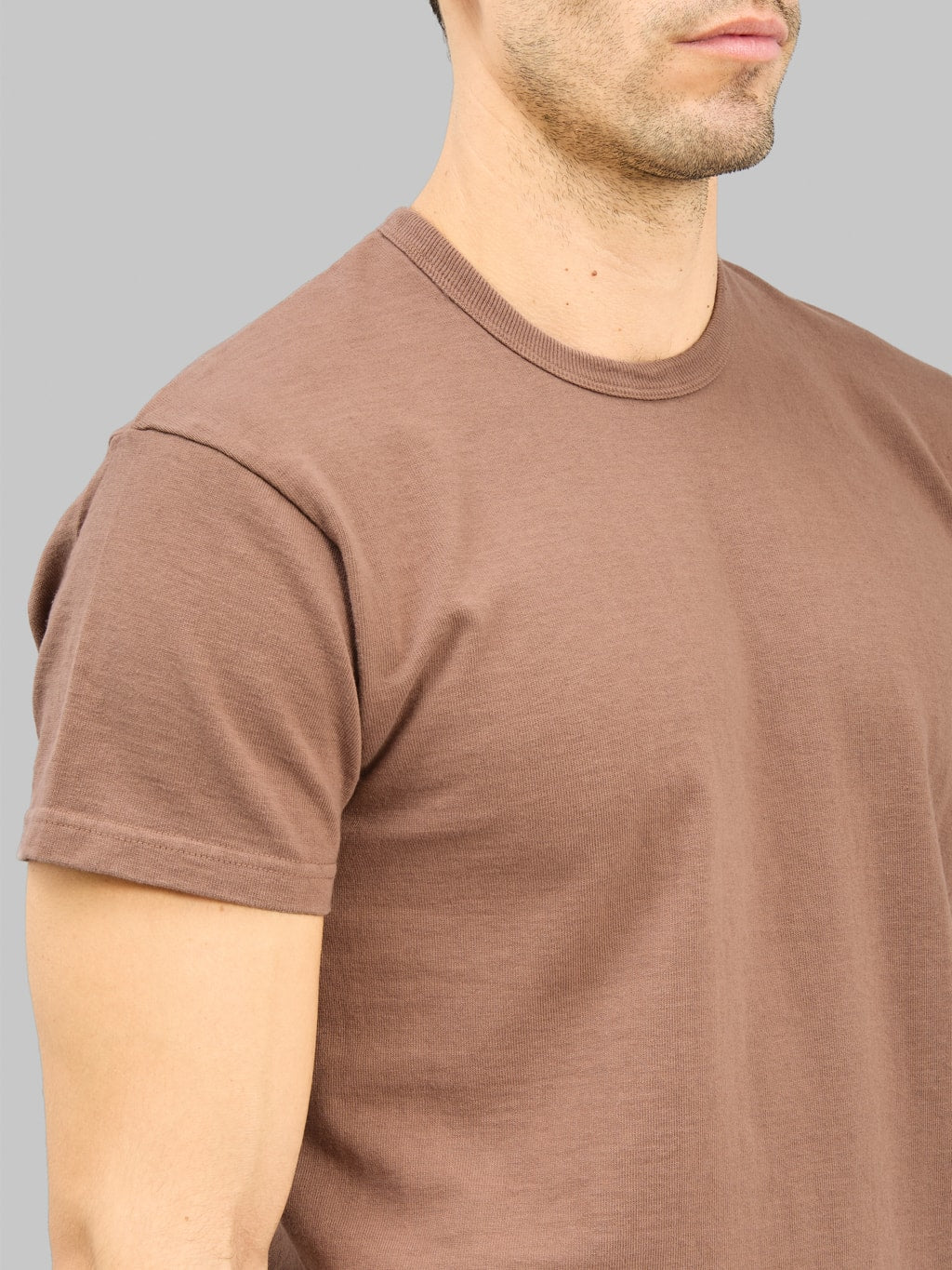 The Rite Stuff Heavyweight 9oz Loopwheel Tee Taupe sleeve