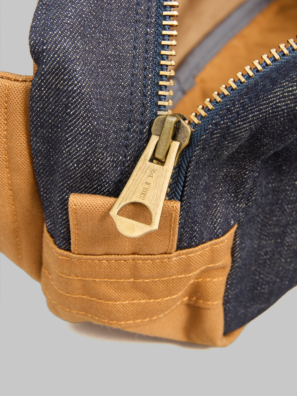 UES Body Bag Denim closeup