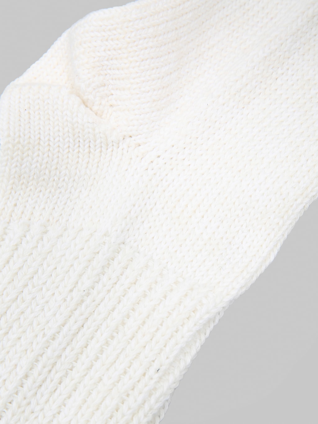 UES Crew Length Socks White cotton