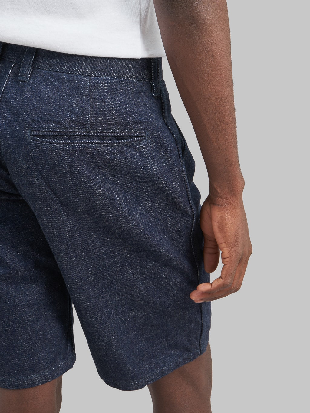 ues denim indigo short pants back detail