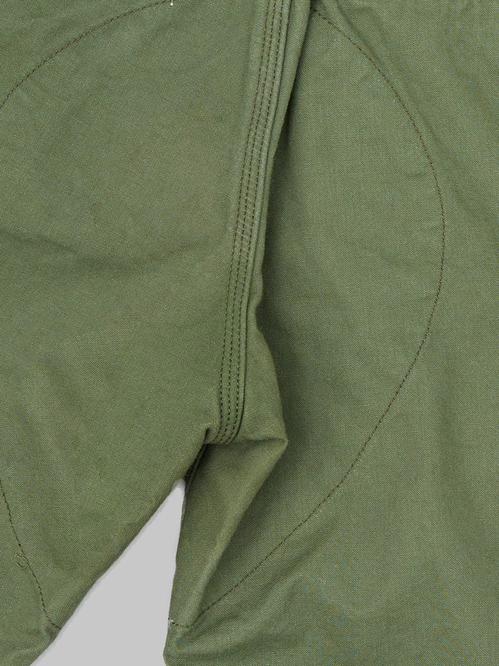 UES Duck Canvas Short Pants Olive stitching