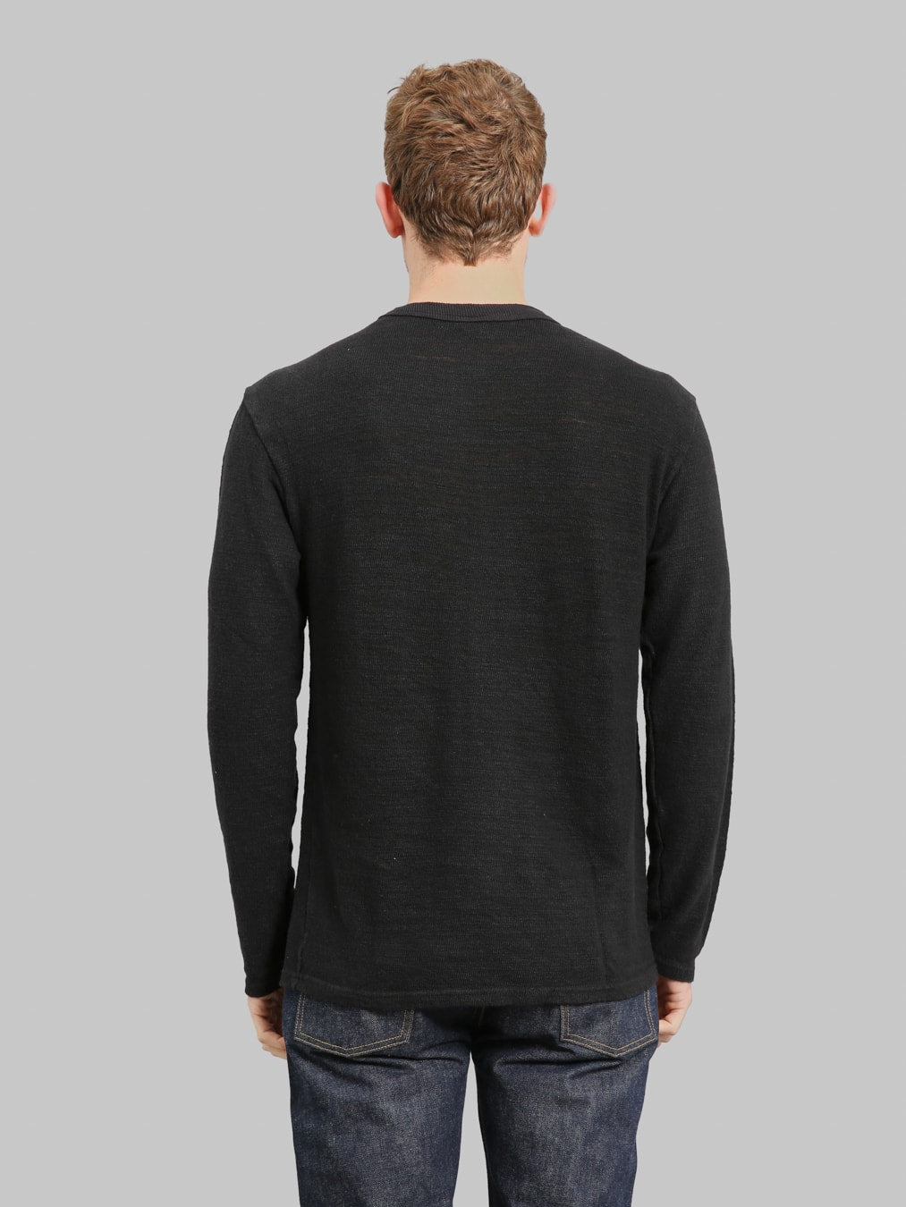 UES 100 Linen Long Sleeve TShirt Black back look