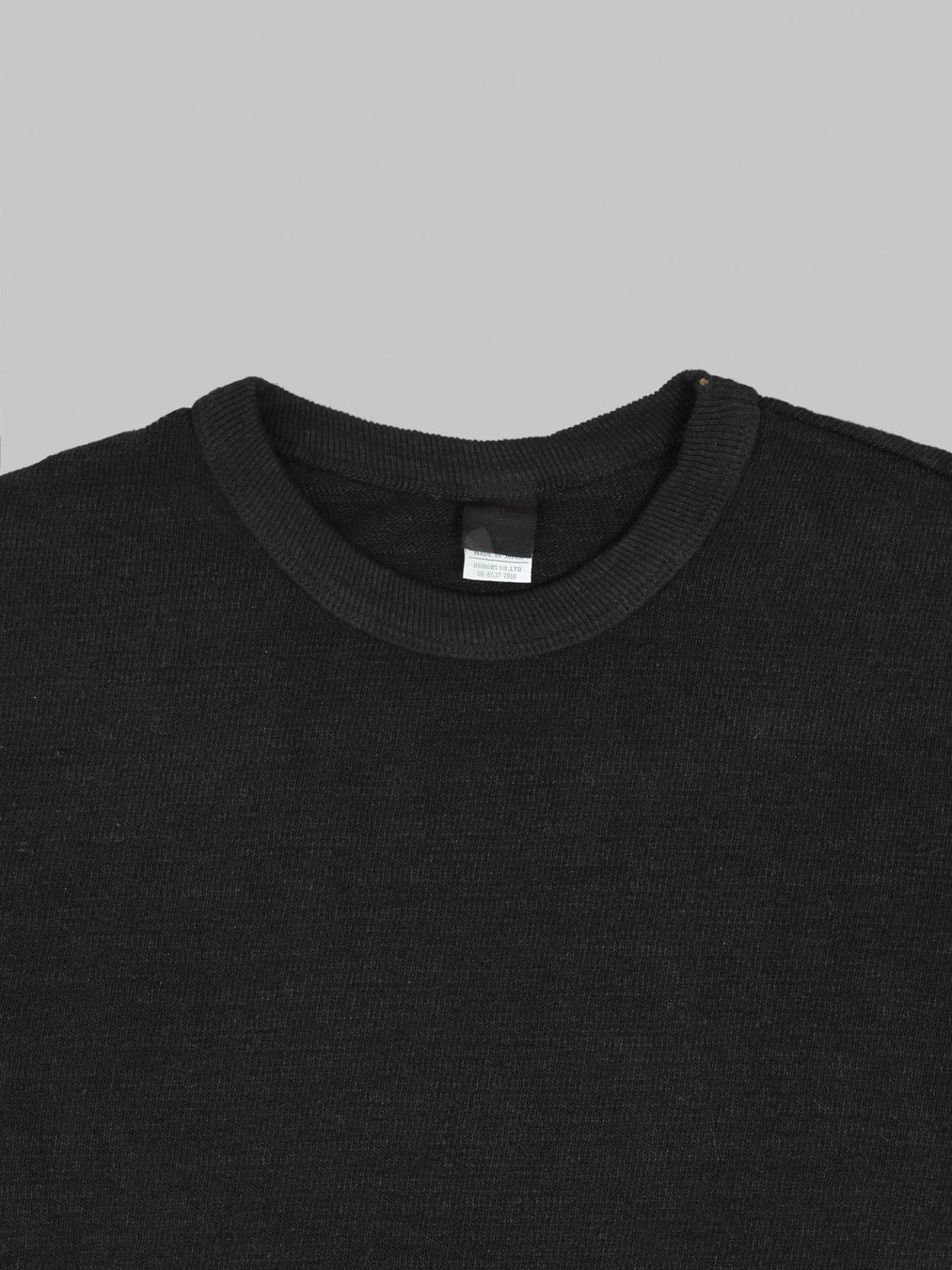 UES 100 Linen Long Sleeve TShirt Black collar