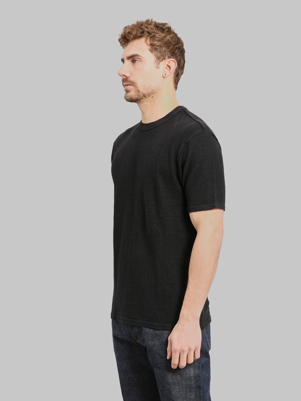 UES 100 Linen Long Sleeve TShirt Black side look