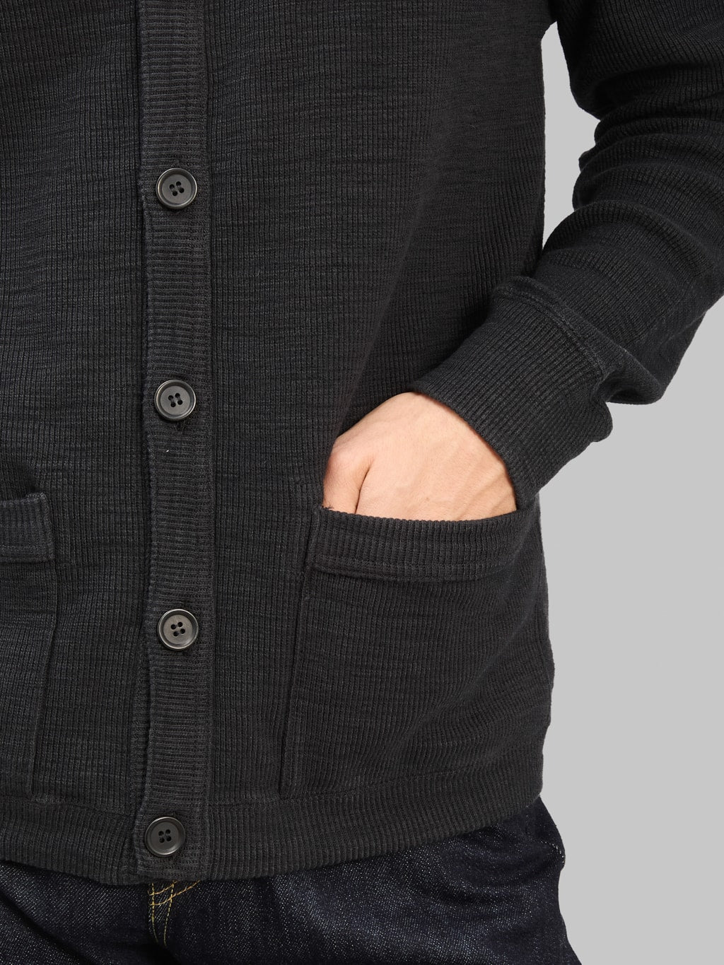 UES Single Rib Cardigan Black pocket