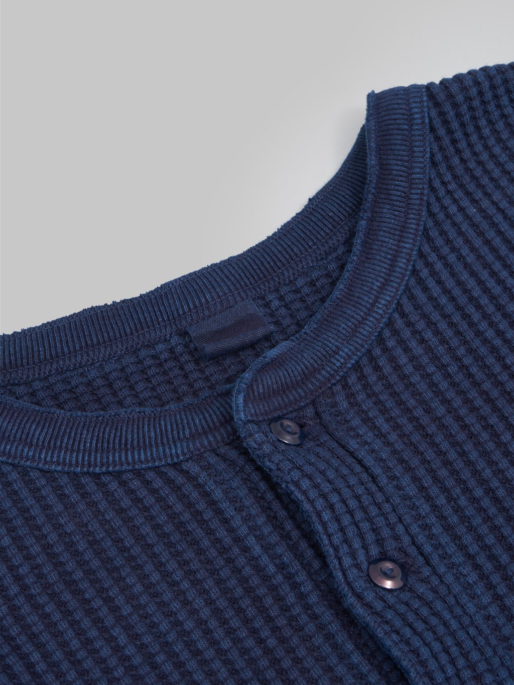 ues thermal big waffle henley tshirt indigo warm
