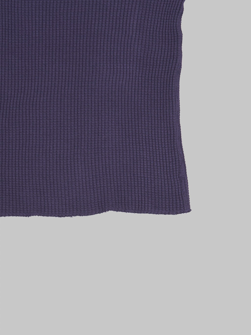 UES Thermal Big Waffle Tshirt Navy hem finishing