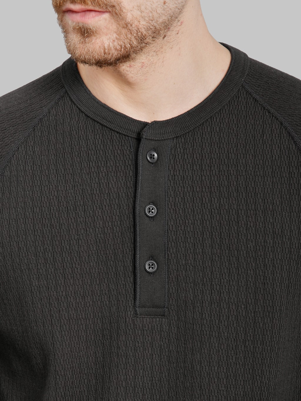 Wonder Looper Cashmere Blend Honeycomb Henley Sumi Black