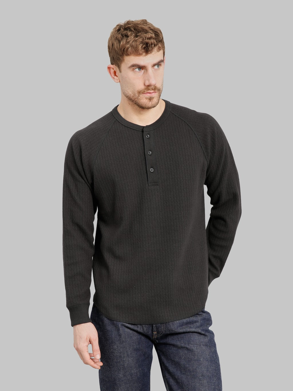 Wonder Looper Cashmere Blend Honeycomb Henley Sumi Black