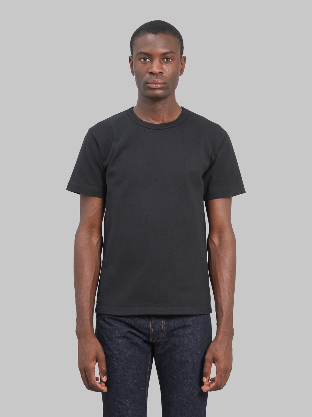 wonder looper crewneck Tshirt Double Heavyweight black modern athetic fit model front