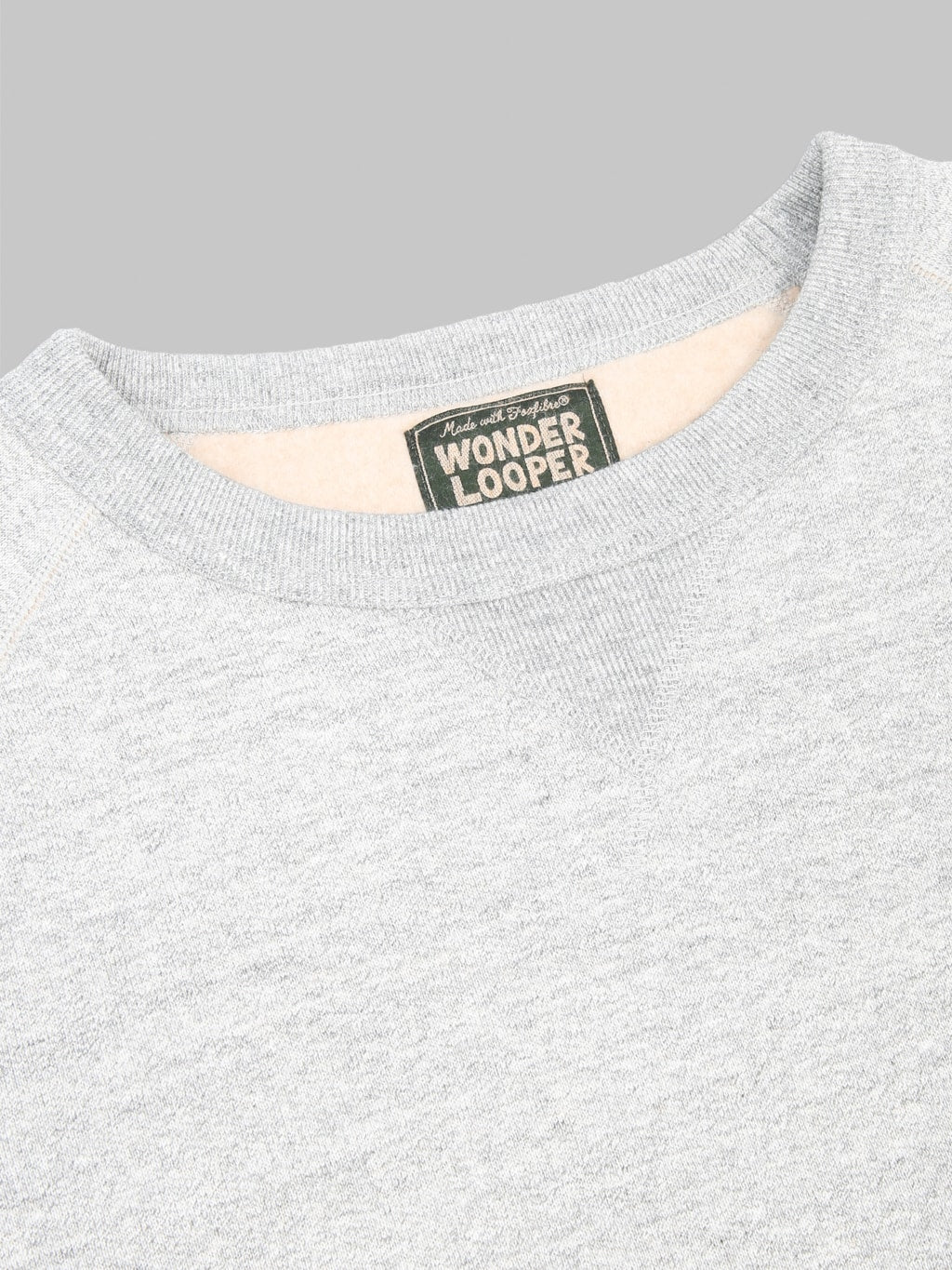 Wonder Looper Pullover Crewneck Fleeced Foxfibre Heather Grey collar