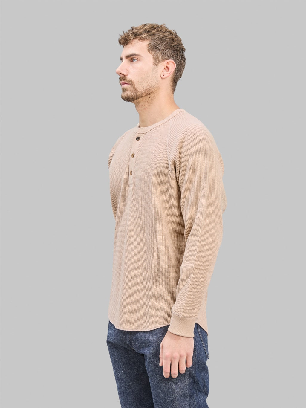 Wonder Looper Foxfibre Heavyweight Waffle Henley Coyote 15 side look