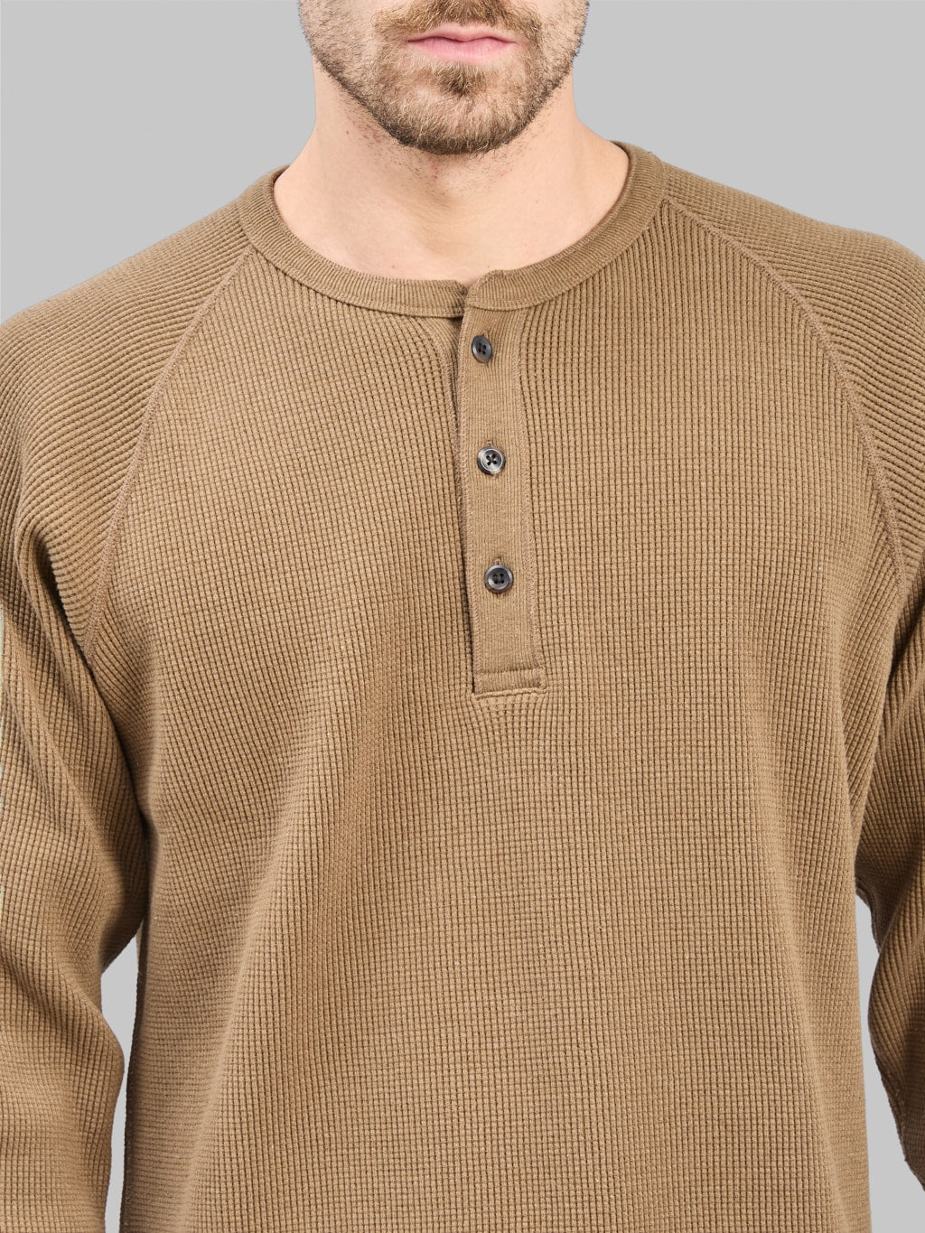 Wonder Looper Iron Mordant Foxfibre Heavyweight Waffle Henley Coyote 80 chest