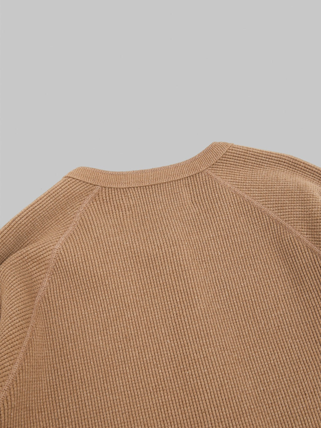 Wonder Looper Iron Mordant Foxfibre Heavyweight Waffle Henley Coyote 80 back collar