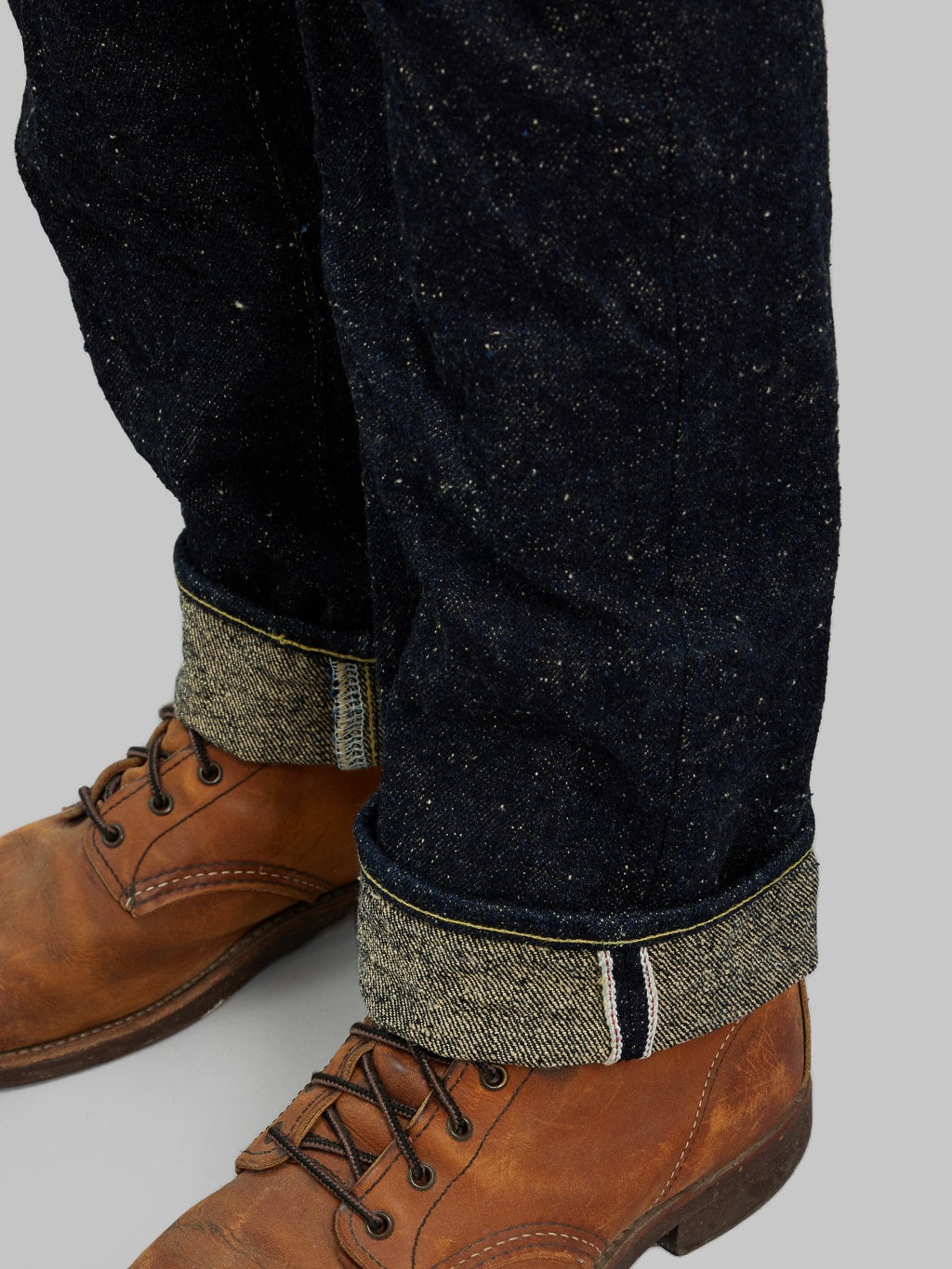 ONI Denim 288 Asphalt 20oz Regular Straight Jeans seldvedge line red