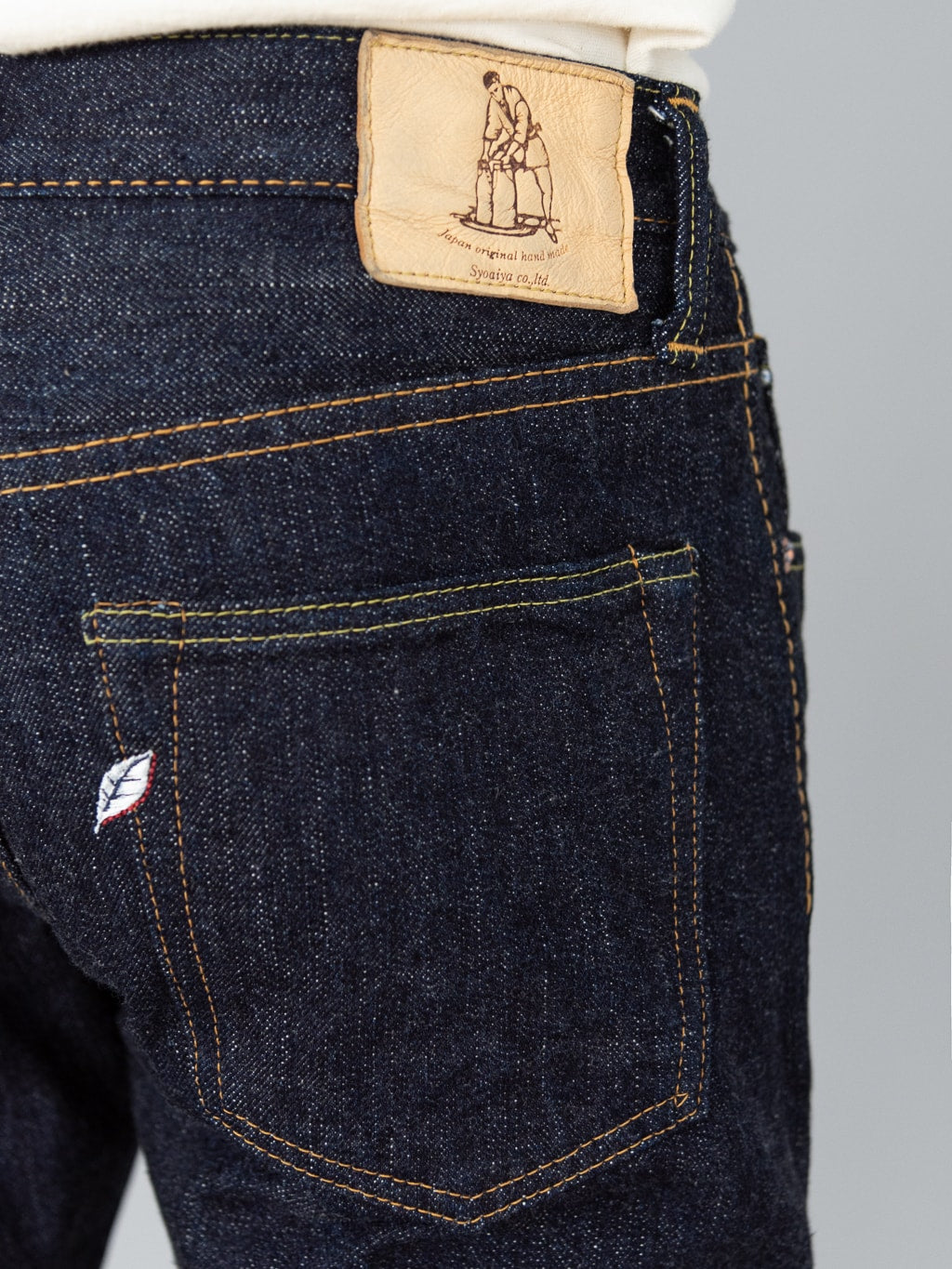 Pure Blue Japan Relaxed Tapered denim jeans back pocket detail