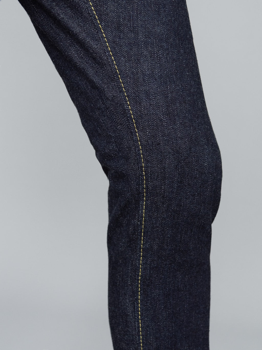 Pure Blue Japan Relaxed Tapered denim jeans leg inseam