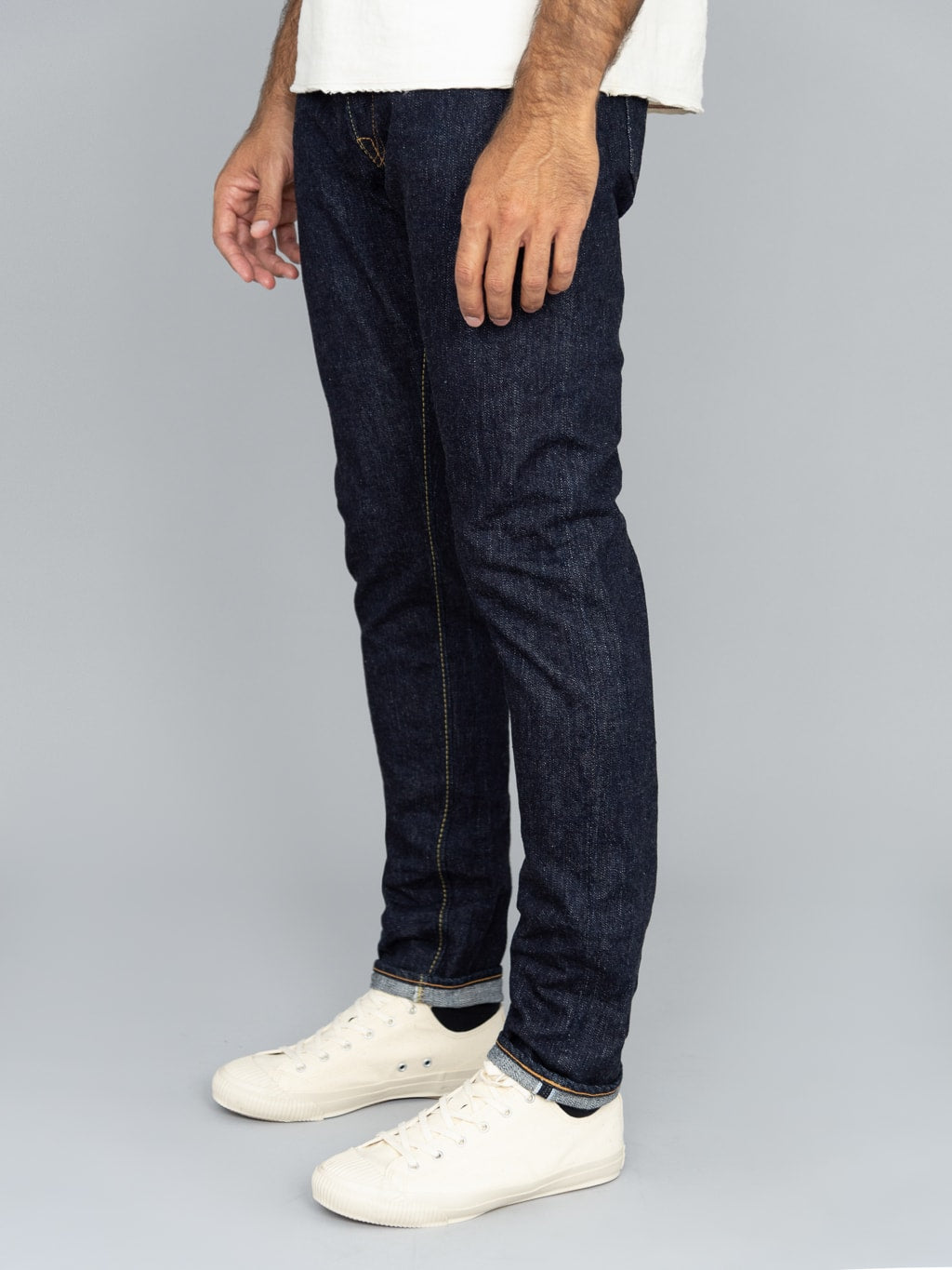 Pure Blue Japan Relaxed Tapered denim jeans side fit