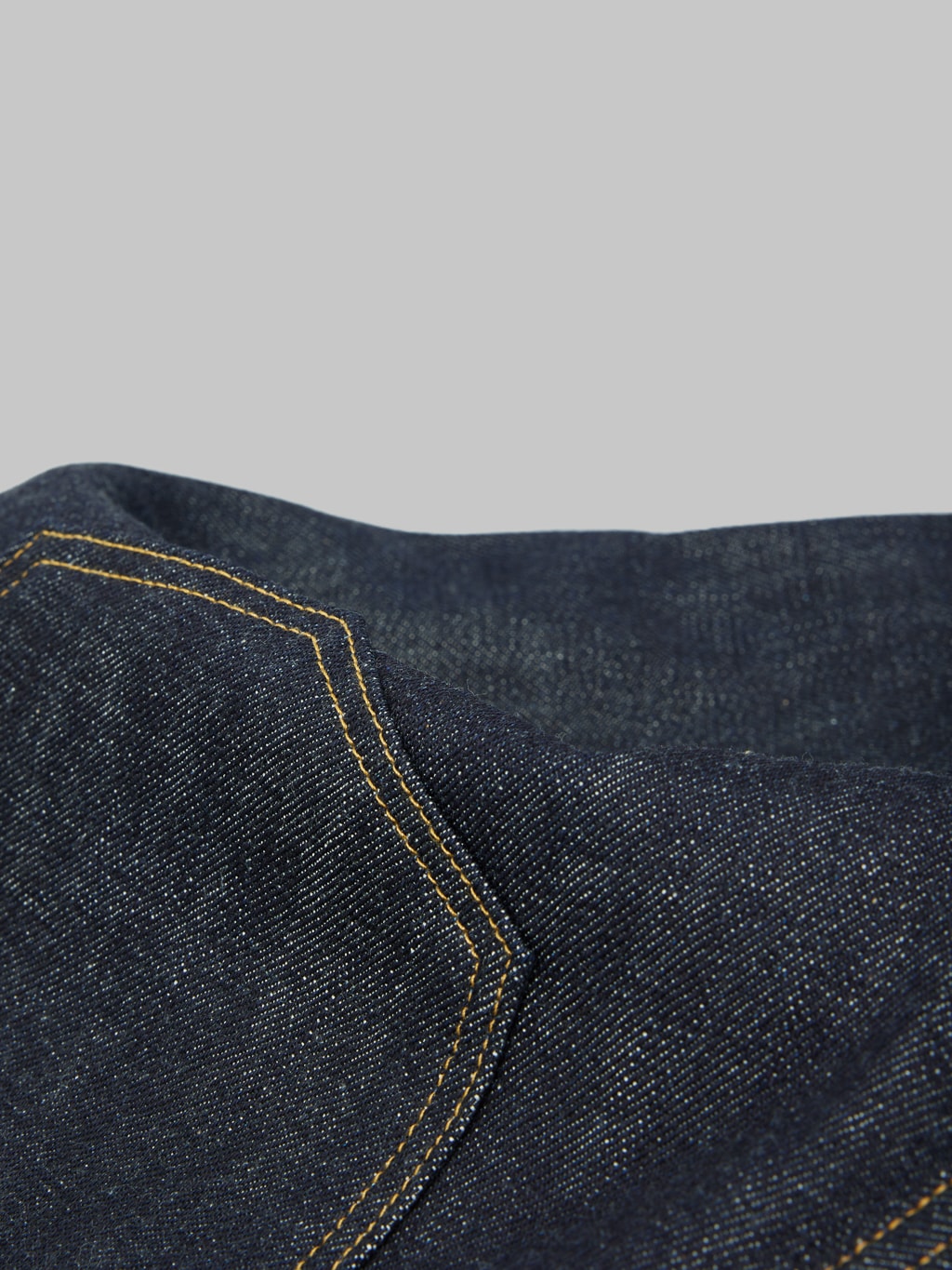 Stevenson Overall Carmel 220 Regular Tapered Jeans texture