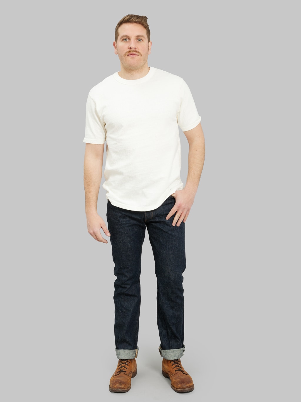 Stevenson Overall La Jolla 727 Slim Tapered Jeans model front fit