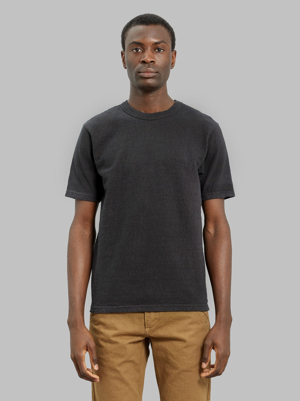 UES No 8 Slub Nep Short Sleeve Tshirt Black model front fit