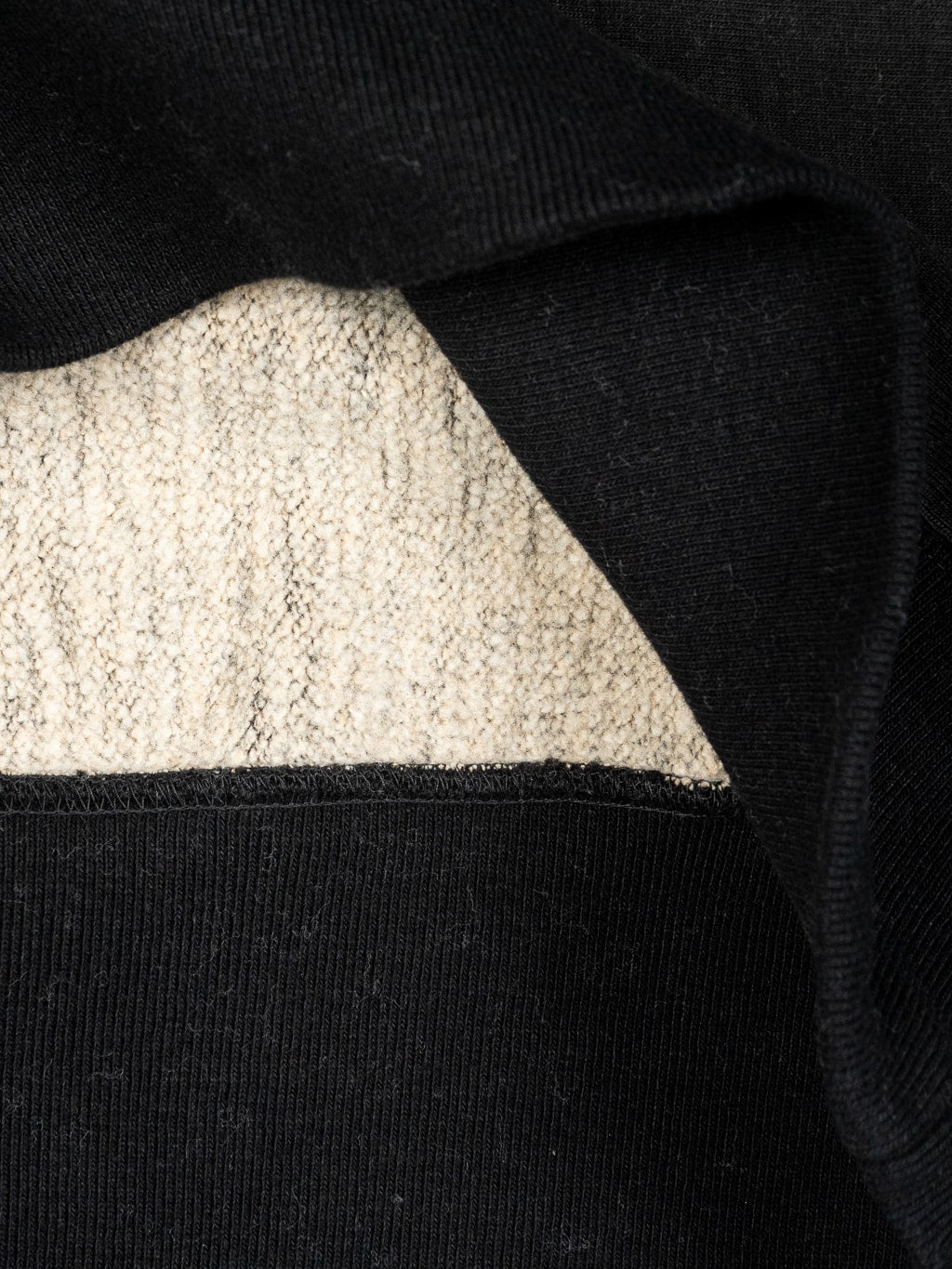 UES Puca Purcara Loopwheeled Sweatshirt Black fabric interior