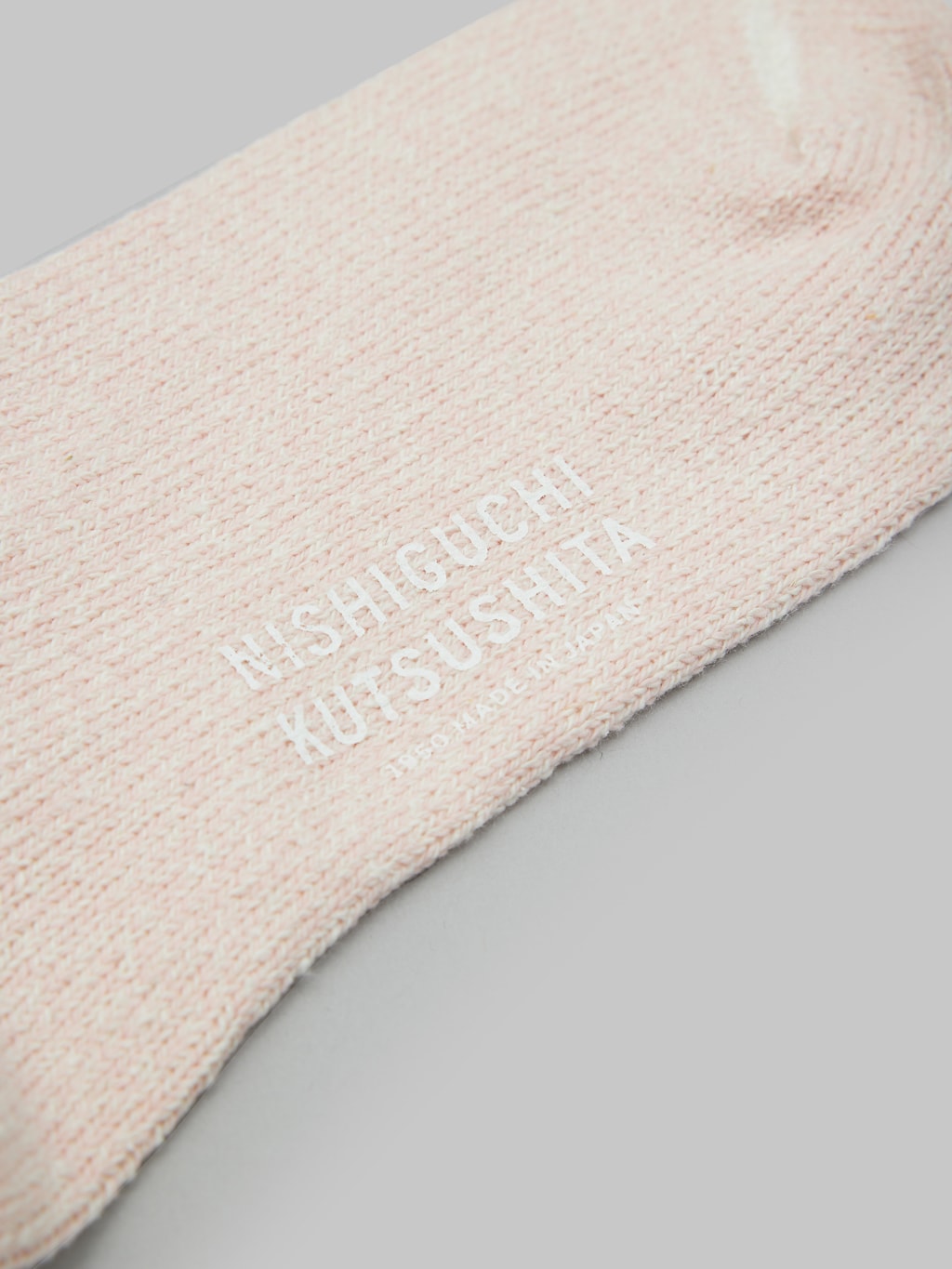 nishiguchi kutsushita silk cotton socks pink texture