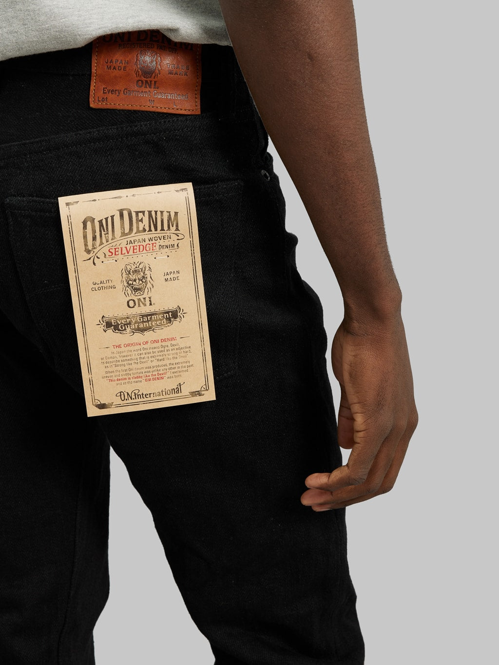 oni denim 246zr bkbk 20oz secret black denim neat straight pocket flasher