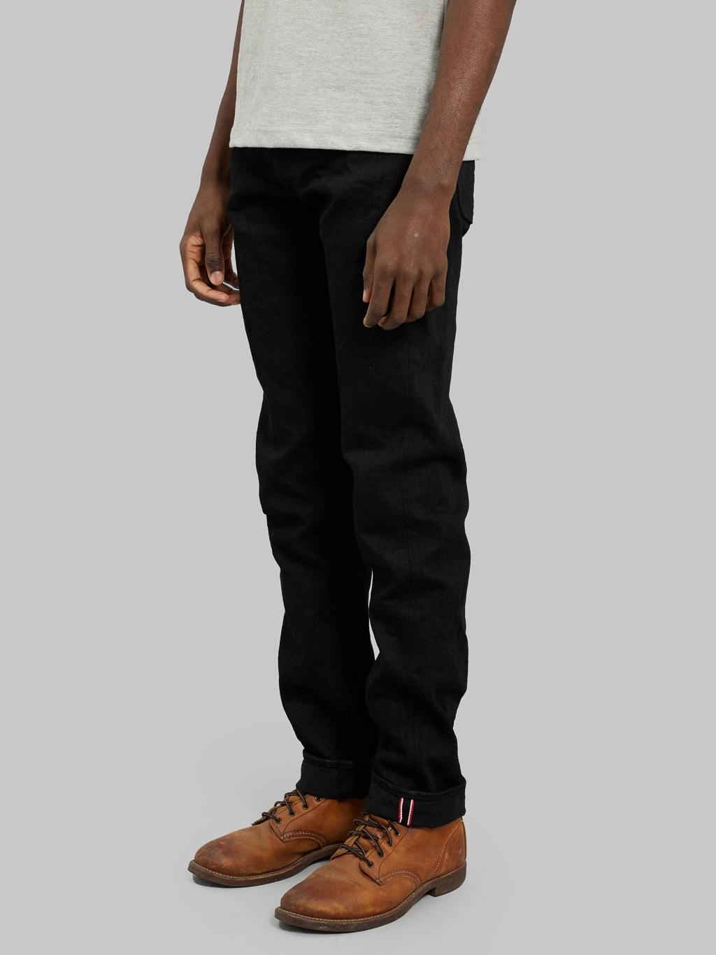 oni denim 246zr bkbk 20oz secret black denim neat straight side fit