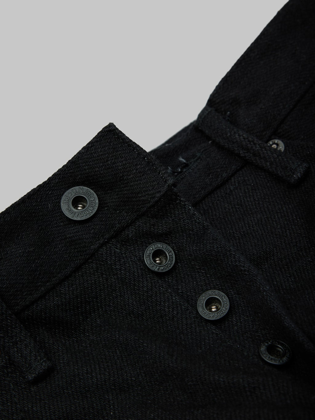 oni denim 622zr bkbk 20oz secret black denim relax tapered copper buttons