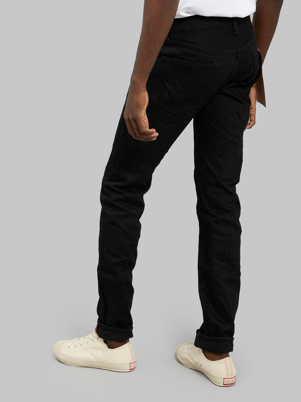 oni denim 622zr bkbk 20oz secret black denim relax tapered back look