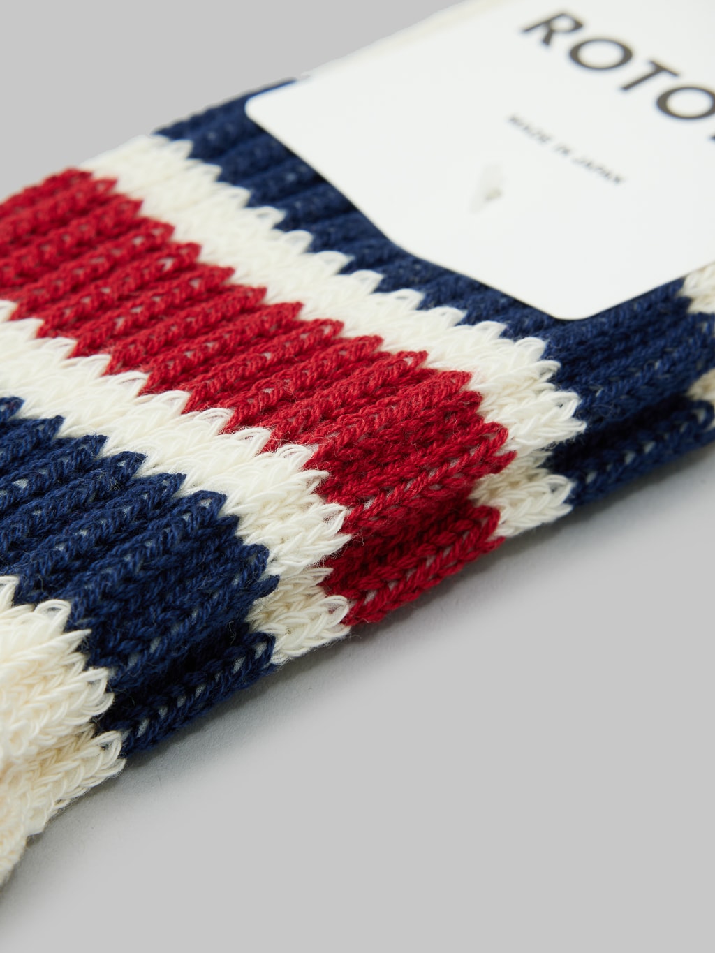 rototo oldschool crew socks navy dark red texture