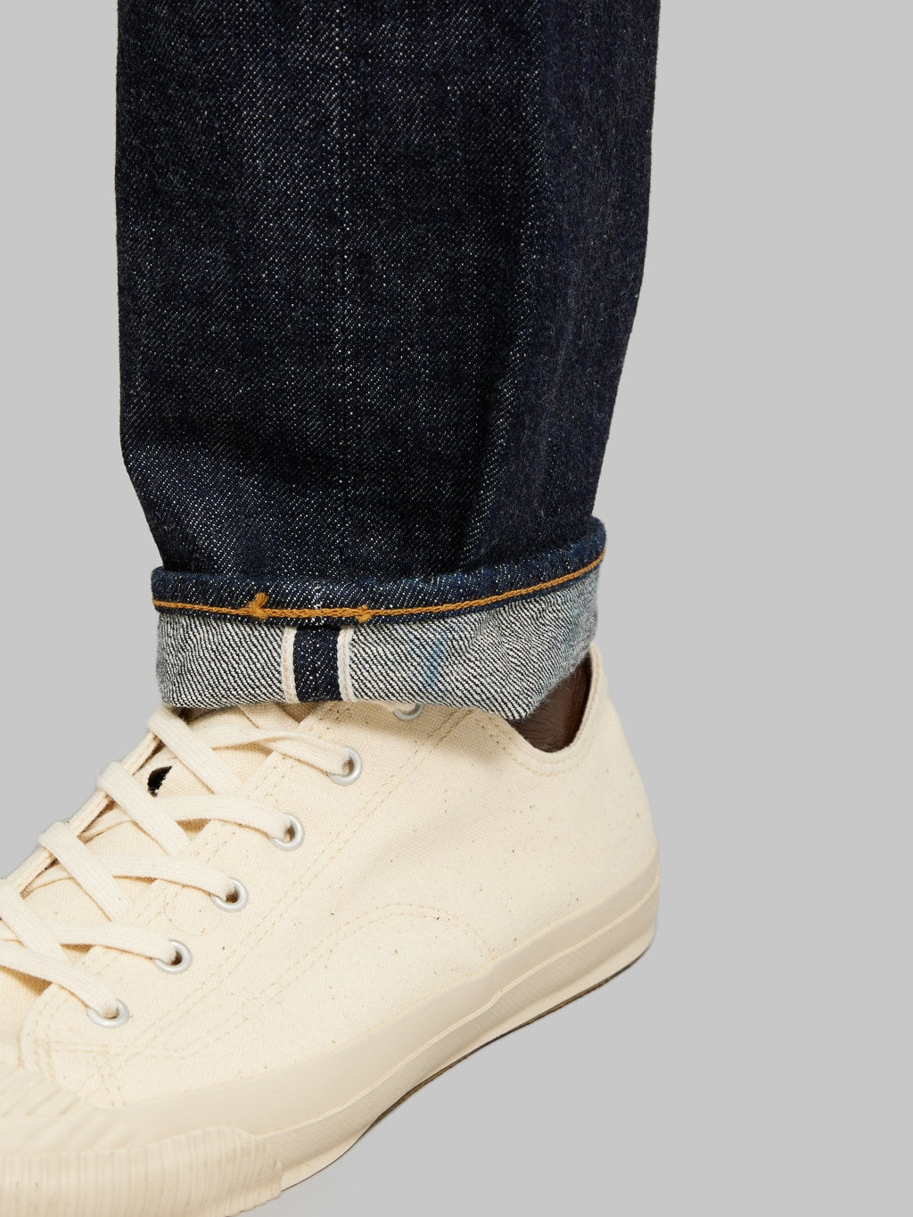 tcb jeans slim 50s selvedge japanese denim selvedge closeup