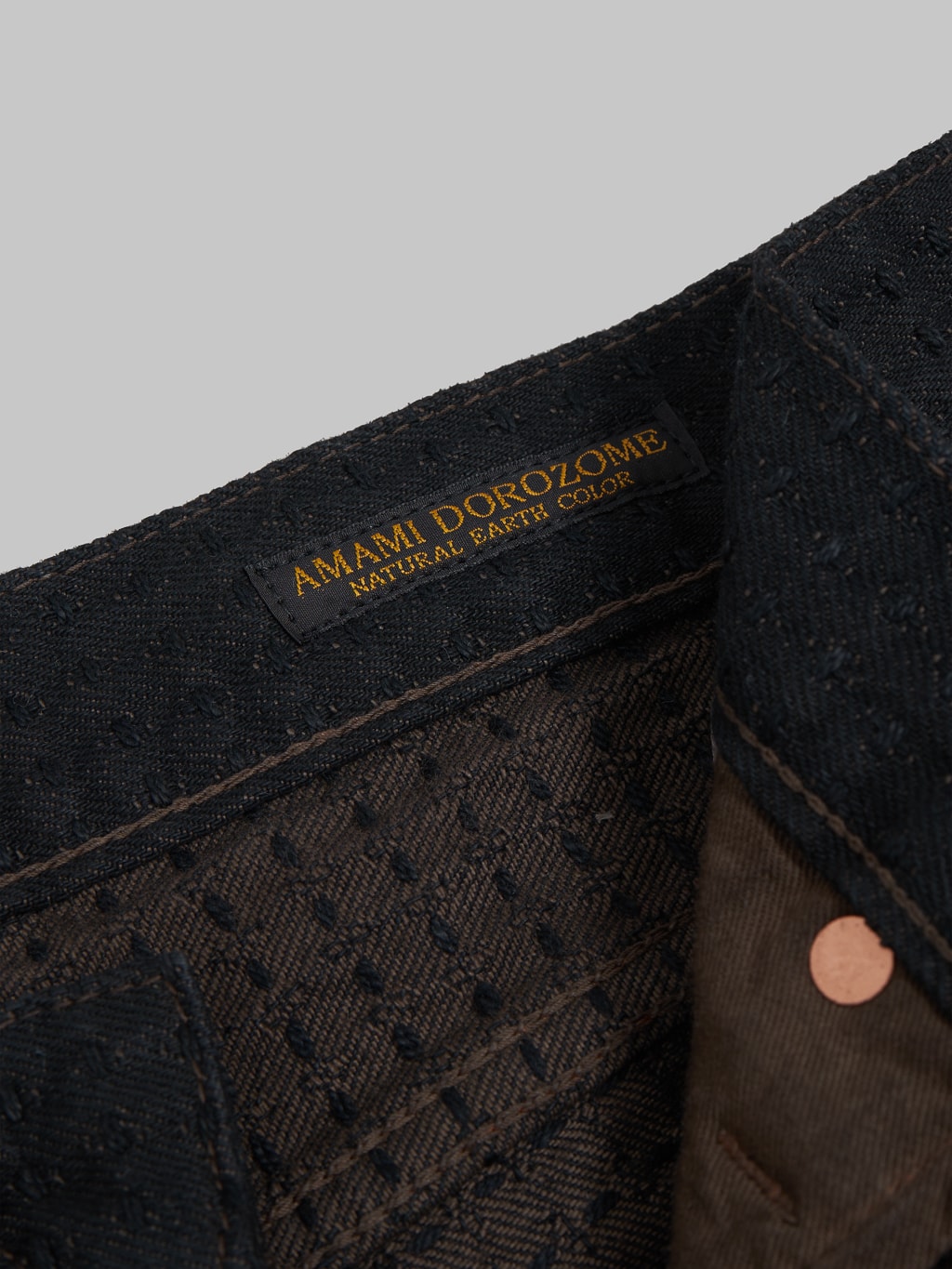 Studio DArtisan amami dorozome sashiko denim brown Relaxed Tapered jeans interior tag