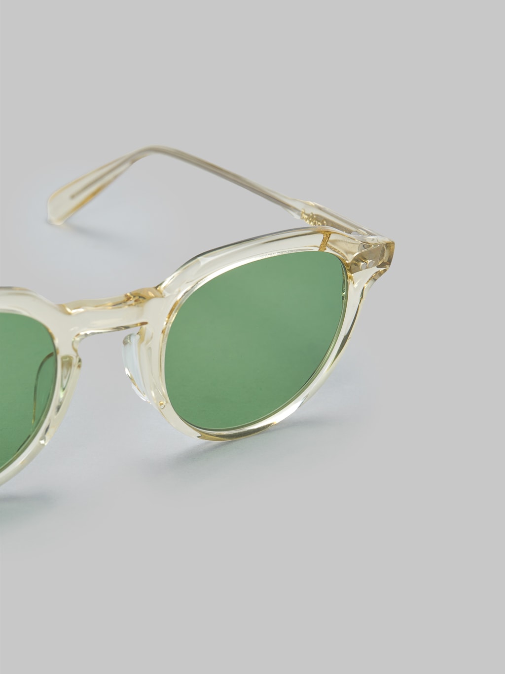 Buddy Optical Sorbonne Glasses Ecru Brescia green lenses